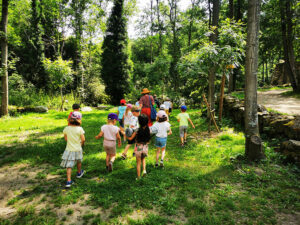 Les-Zetincelles_Conte_enfants-tout-public—plein-air